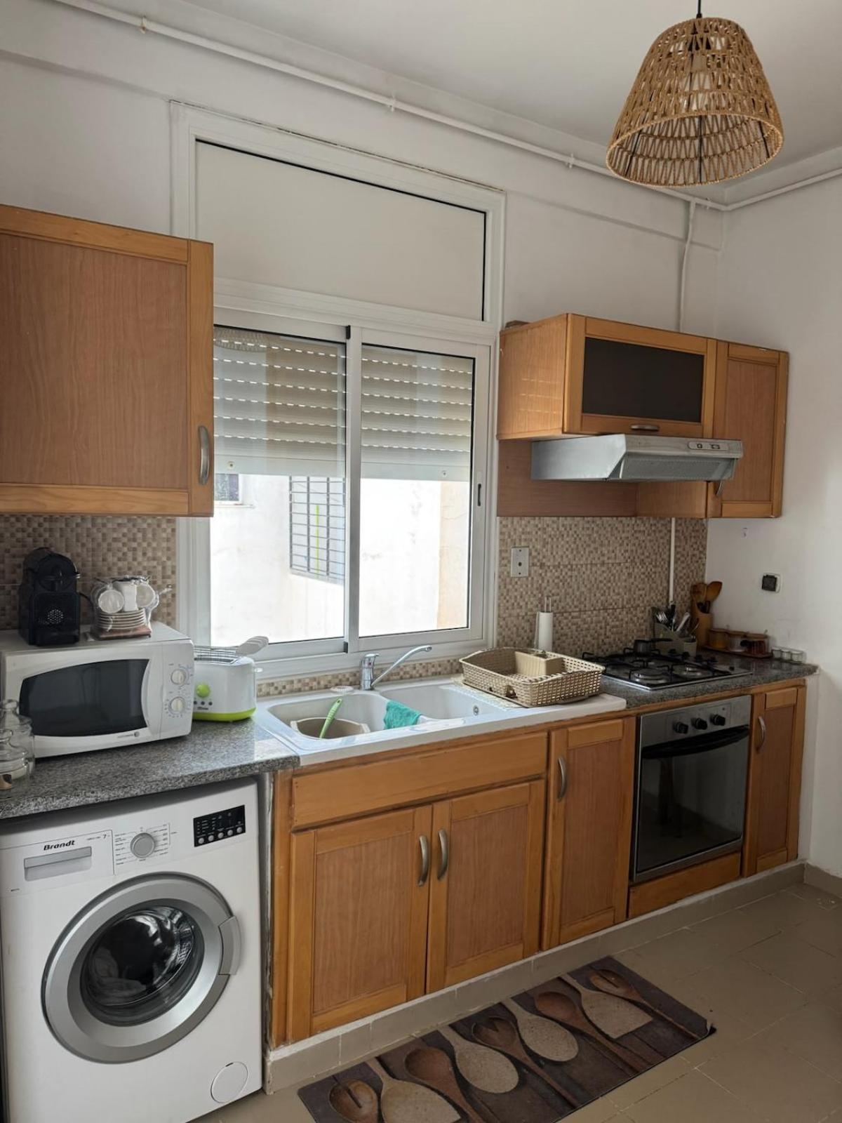 Apartment Chic & Modern With Underground Parking